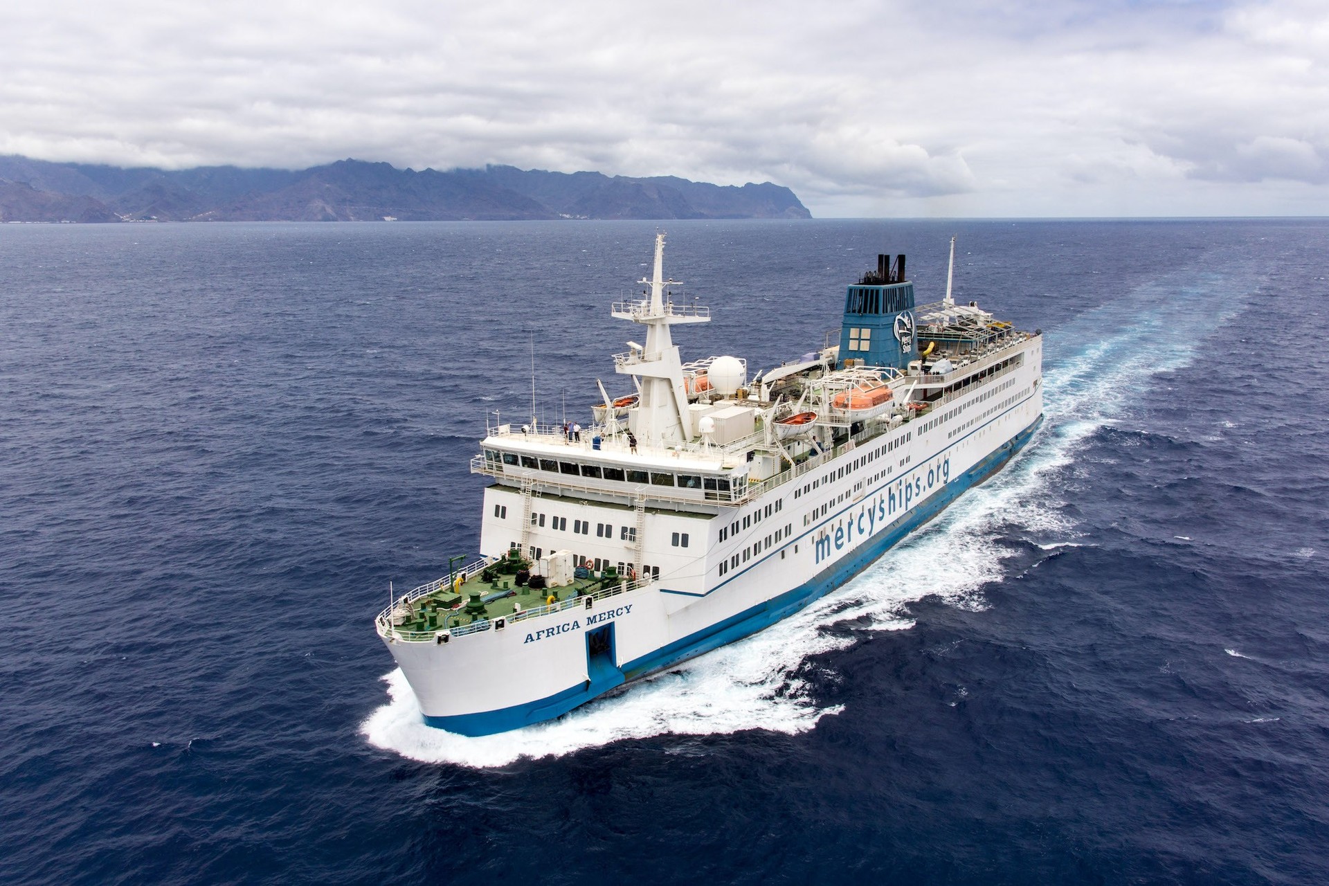 Mercy Ships surgery